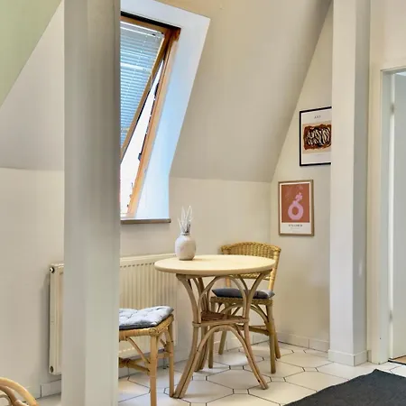 Smiles Homes 52m2 Im Mauritius - Privatparkplatz Kostenfrei, Fruehstueck Buchbar, Direkt Im Zentrum