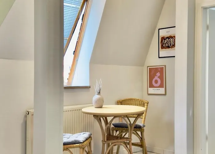 Smiles Homes 52m2 Im Mauritius - Privatparkplatz Kostenfrei, Fruehstueck Buchbar, Direkt Im Zentrum